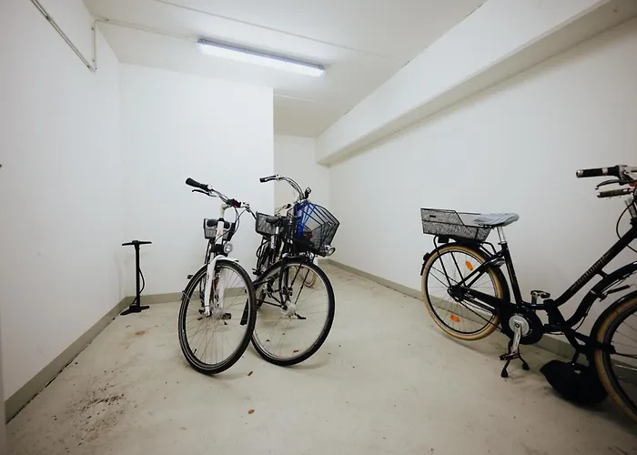Zentrale, Moderne Mit Balkon Oder Dachterrasse Apartment *
