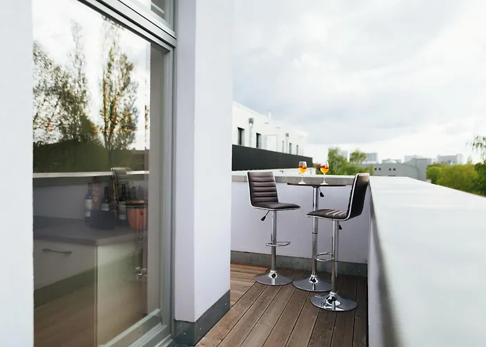 Apartment Zentrale, Moderne Mit Balkon Oder Dachterrasse Hamburg