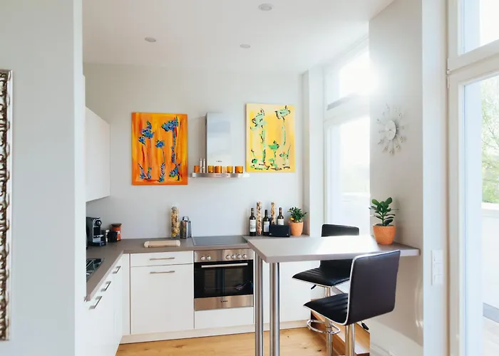 Apartment Zentrale, Moderne Mit Balkon Oder Dachterrasse Hamburg